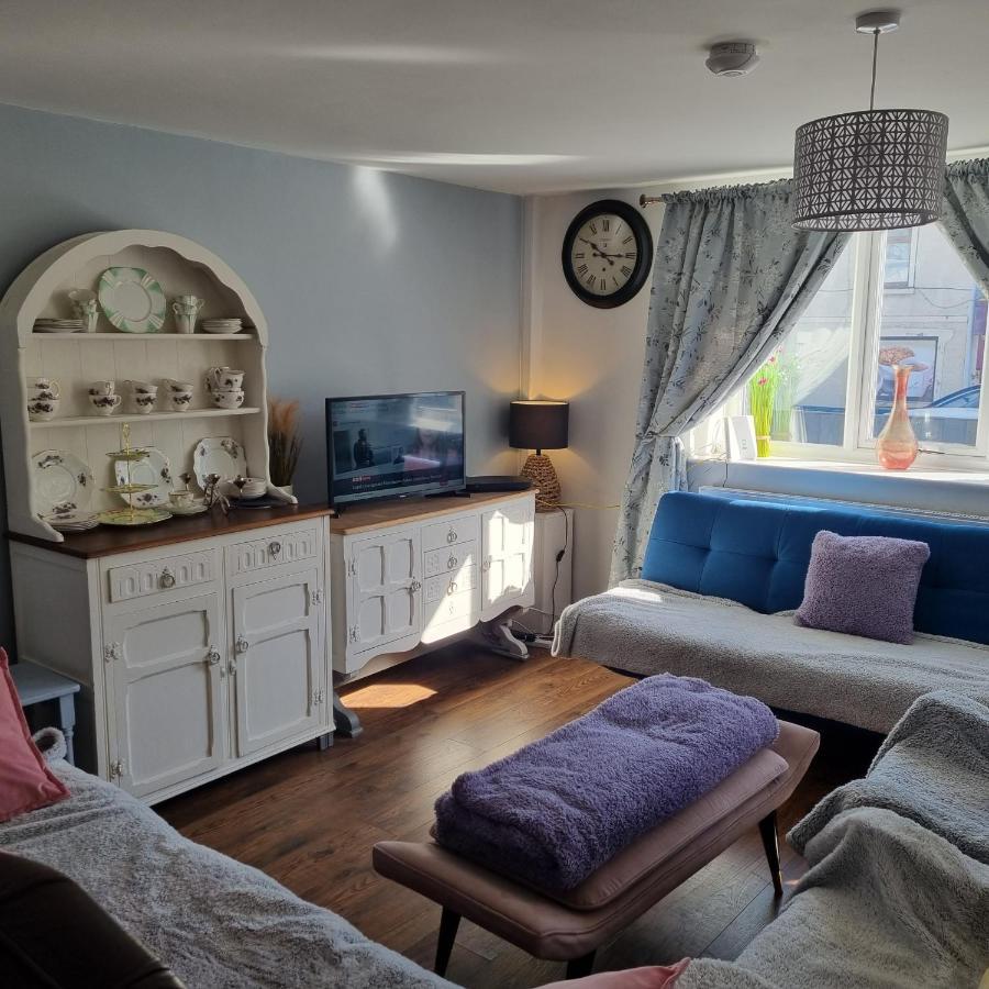 Dare Valley Ex Miners Near Zip World Pen Y Fan Waterfalls Holiday home